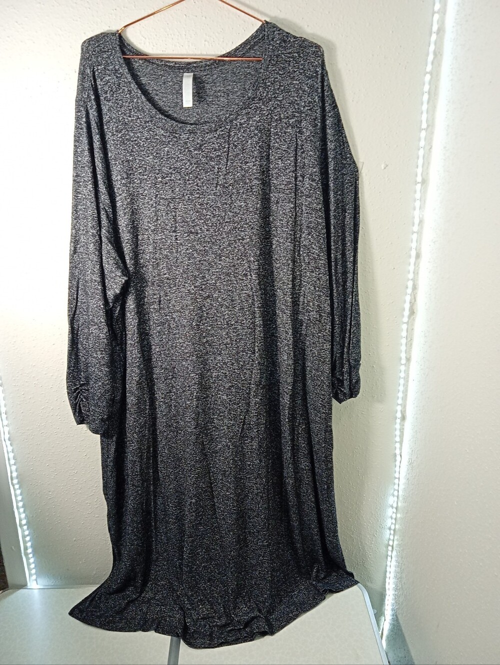 Women’s Long Sleeve Black Knit Full Length Night Gown with Pockets sz 26/28